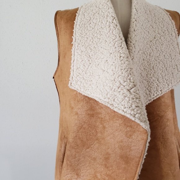 LOVE TREE Leather Shearing Open Vest - Picture 2 of 6